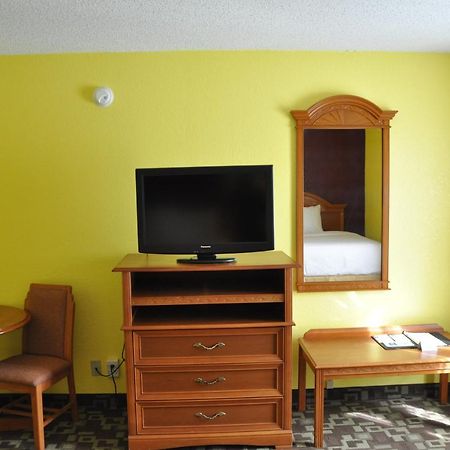 Comfort Inn & Suites Little Rock Airport Room photo