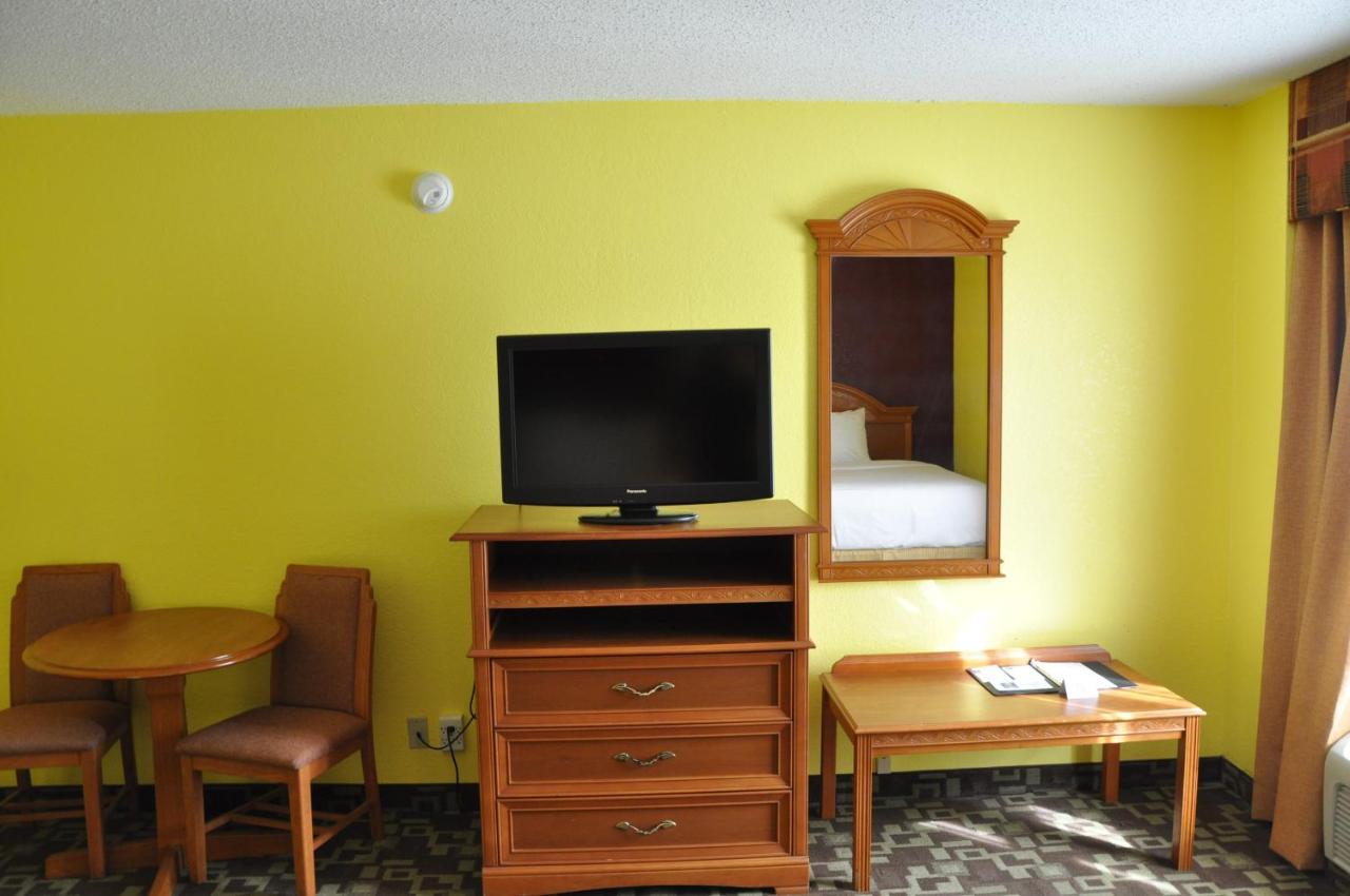 Comfort Inn & Suites Airport Little Rock Room photo